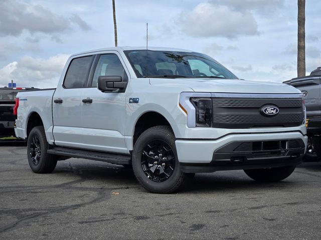 2025 Ford F-150 Lightning XLT SuperCrew AWD