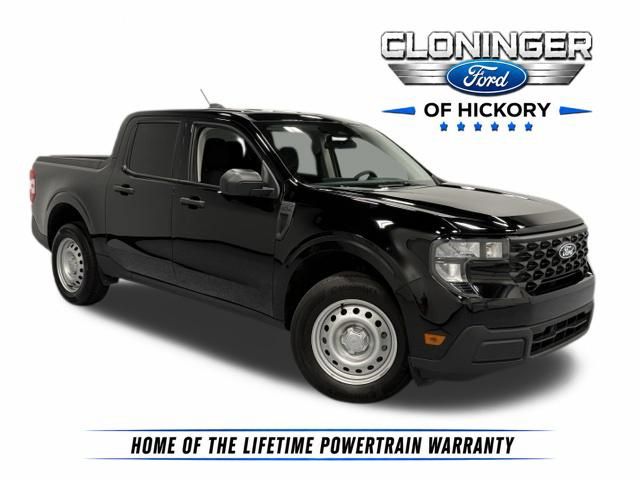 Shadow Black 2025 Ford Maverick Pickup Truck Front-Wheel Drive Continuously Variable Transmission