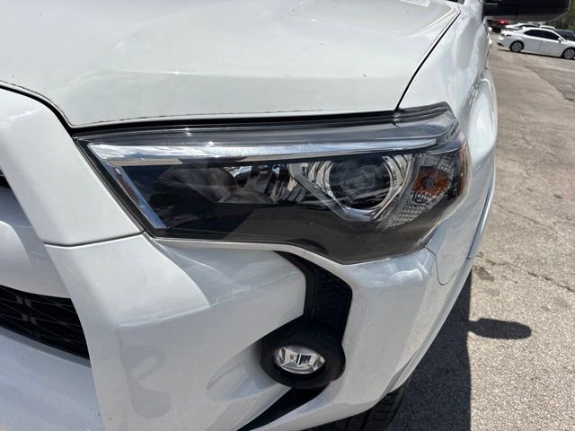 2021 Toyota 4Runner SR5 - Photo 9