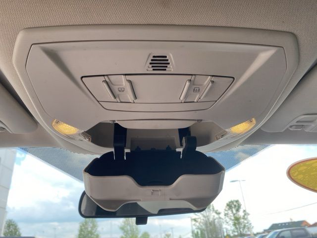 2015 Ford Escape SE - Tuxedo Black exterior view 16