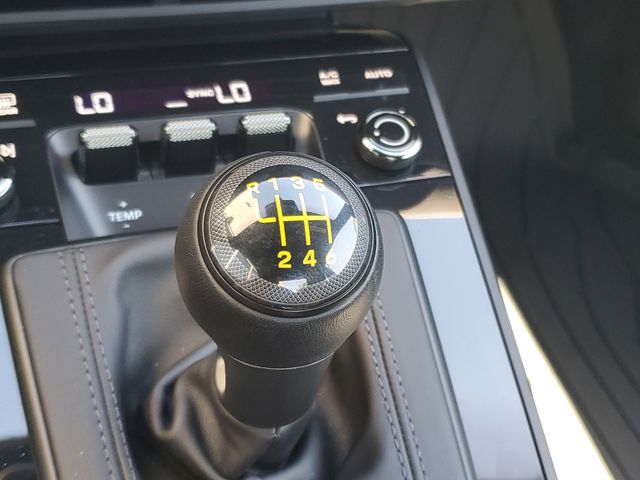 Used 2024  Porsche GT3 image 32