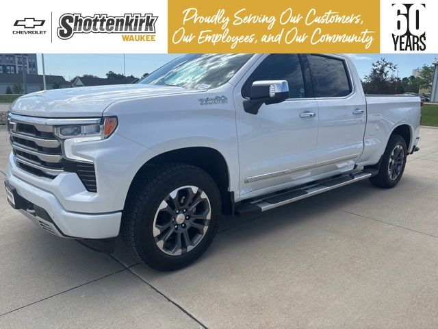 2025 Chevrolet Silverado 1500 High Country 4X4 Crew Cab Short Box's photo
