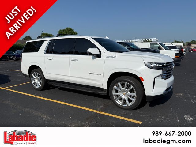 Summit White 2024 Chevrolet Suburban SUV / Crossover Four-Wheel Drive