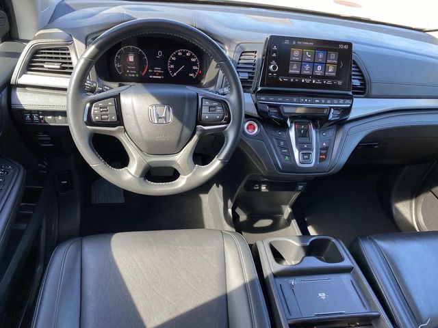 Used 2025 Honda Odyssey Van