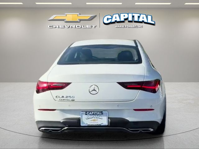 Used 2025  Mercedes-Benz CLA 250 image 4