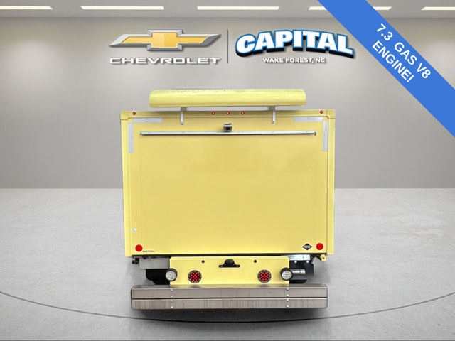 Used 2022 Yellow Ford Base image 6