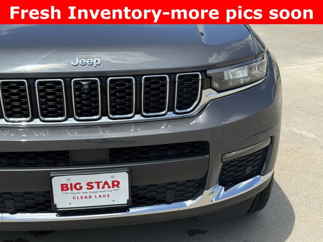 2023 Jeep Grand Cherokee L Limited Gray at Community Kia