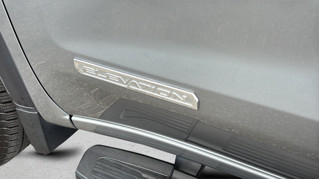Used 2024 Silver GMC Elevation image 41