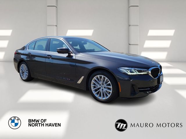 Gray (Dark Graphite Metallic) 2023 BMW 5 Series 530i xDrive AWD Sedan All-Wheel Drive 8-Speed Automatic