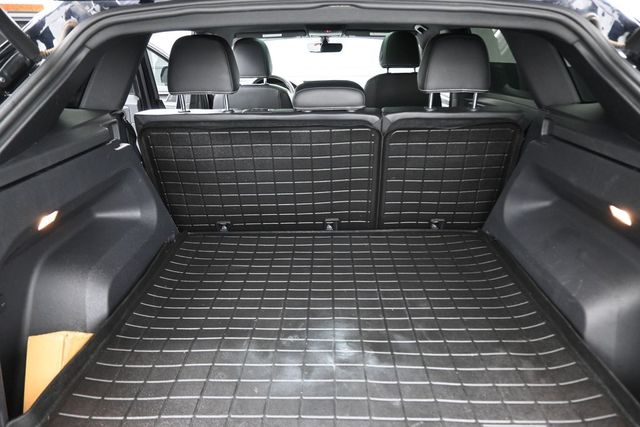 Used 2022 Volkswagen Atlas Cross Sport SUV