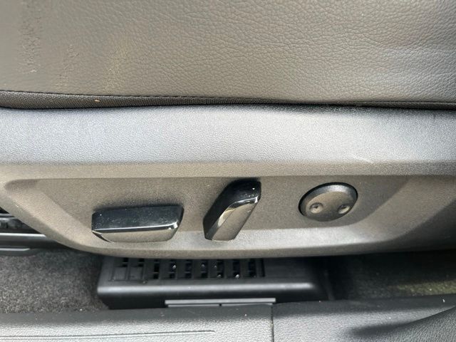 Used 2025 Nissan Rogue SUV