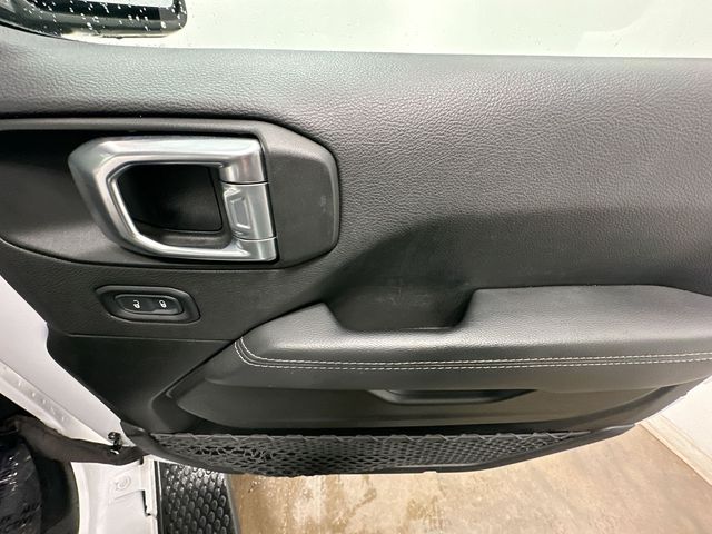 2022 Jeep Wrangler Unlimited Sahara White/off-white at Klick Lewis Buick Chevrolet