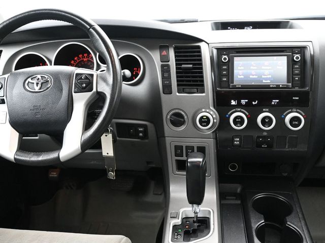 2016 Toyota Sequoia SR5 12