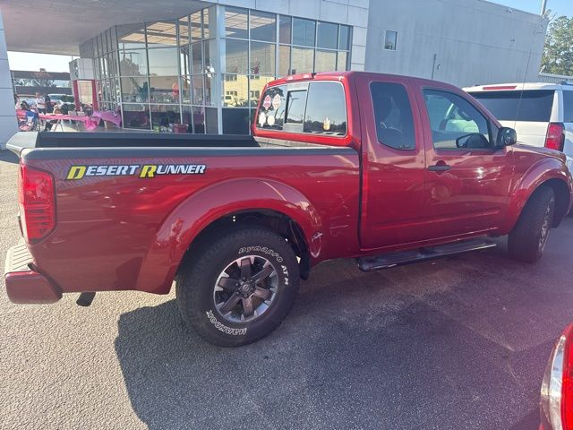 2017 Nissan Frontier Desert Runner 9