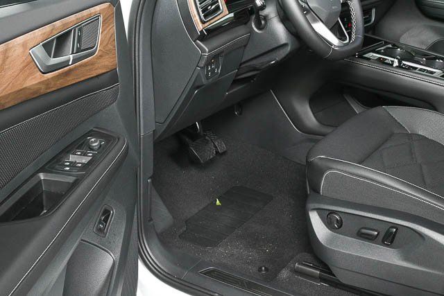 new 2025 Volkswagen Atlas car, priced at $44,852