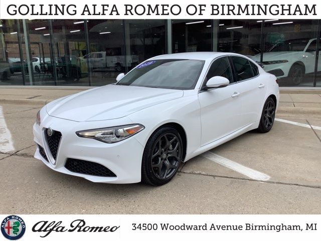 2019 Alfa Romeo Giulia Ti RWD