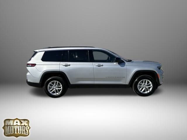 2024 Jeep Grand Cherokee L Laredo 9