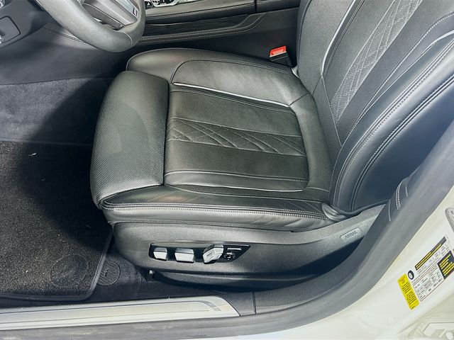 Thumbnail: 2020 BMW 7 Series - 20