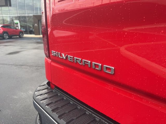 Used 2024 Red Chevrolet LT image 8