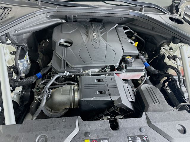 Thumbnail: 2022 Genesis GV70 - 31