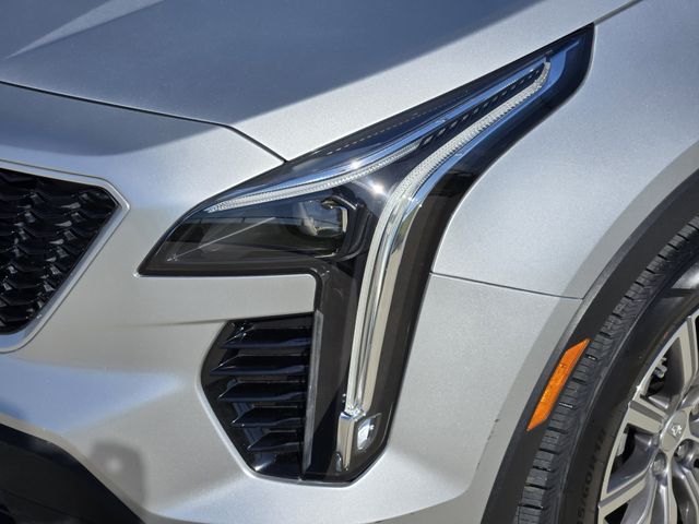 2022 Radiant Silver Metallic Cadillac XT4 Sport FWD SUV