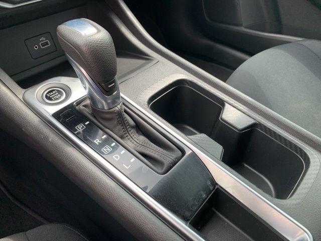 2020 Nissan Sentra S photo