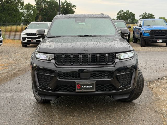 new 2026 Jeep Grand Cherokee car, priced at $37,525