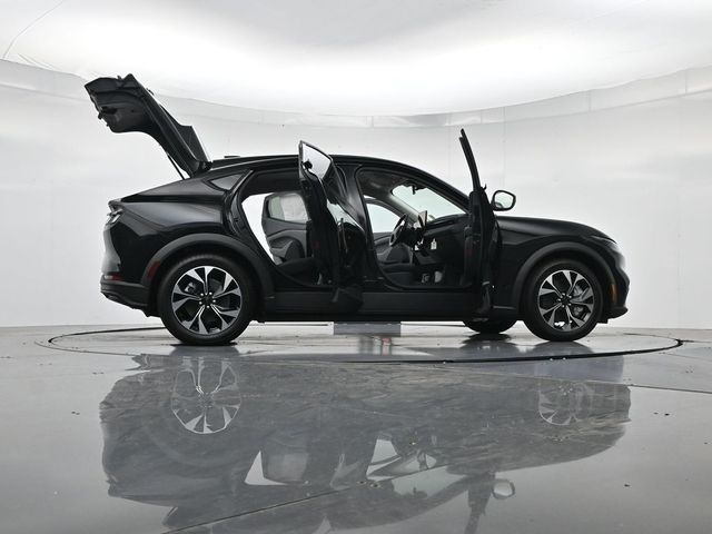 New 2026 Black Ford Select image 49
