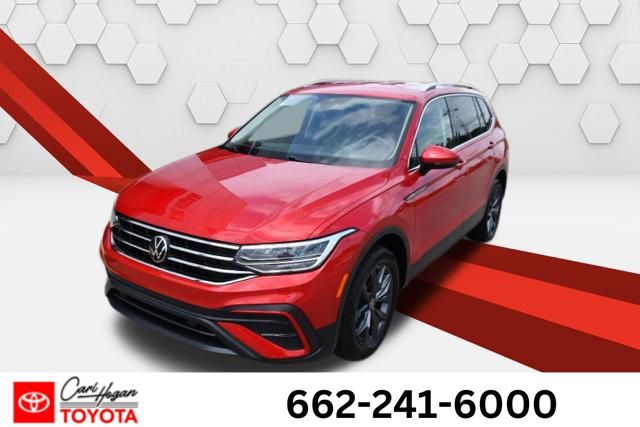 Red Metallic 2023 Volkswagen Tiguan SUV / Crossover Front-Wheel Drive 8-Speed Automatic