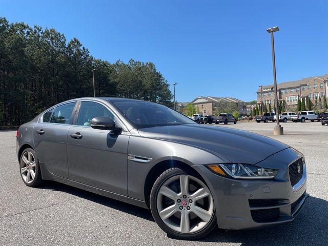 2017 Jaguar XE 20d Prestige AWD Sedan All-Wheel Drive 8-Speed Automatic