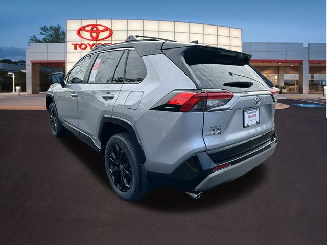 2025 Toyota RAV4 Hybrid XSE 26