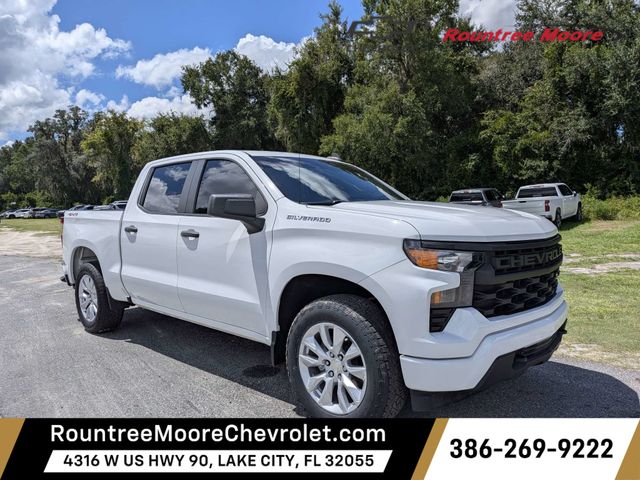 Summit White 2022 Chevrolet Silverado 1500 Pickup Truck Four-Wheel Drive 8-Speed Automatic