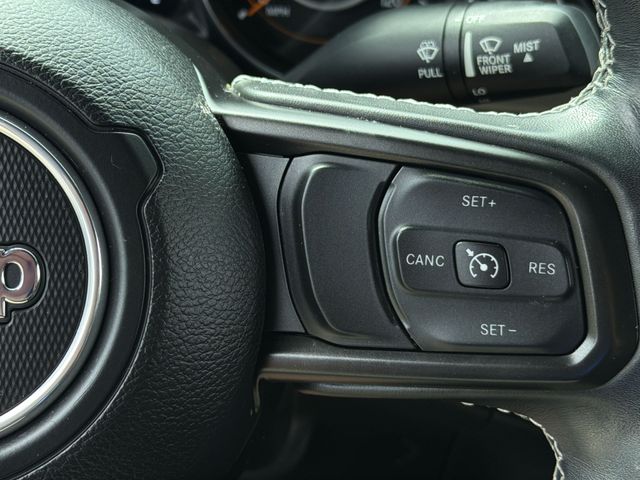 Used 2021 Blue Jeep Freedom Edition image 30
