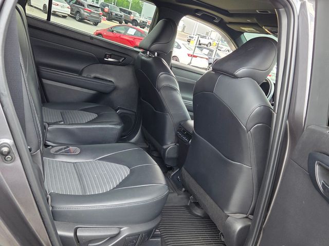 Used 2022 Toyota Highlander SUV