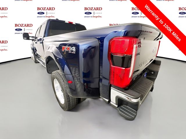 2023 Blue Metallic Ford Super Duty F-450 DRW Lariat DRW 4X4 Truck