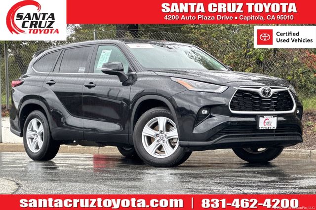 2025 Toyota Highlander LE FWD