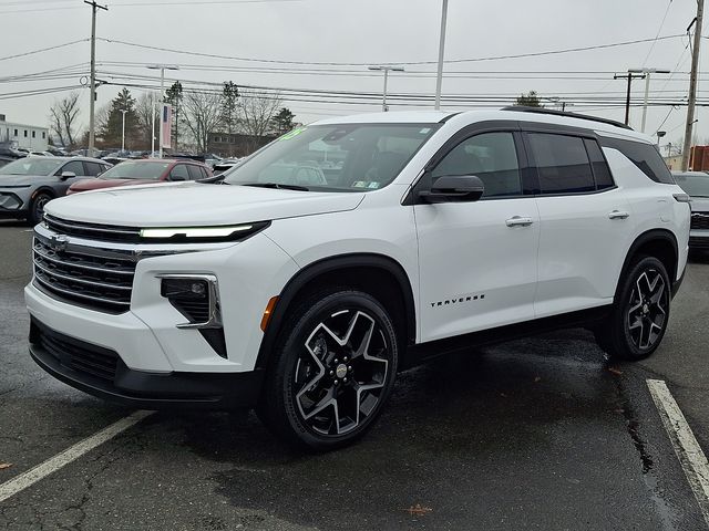 used 2025 Chevrolet Traverse car, priced at $40,550
