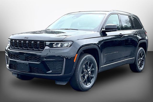 New 2026 Jeep Grand Cherokee Altitude For Sale in Gloucester, MA