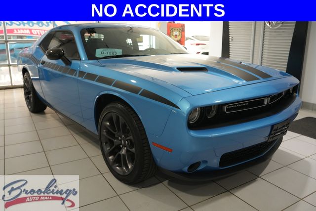 2023 Dodge Challenger SXT RWD