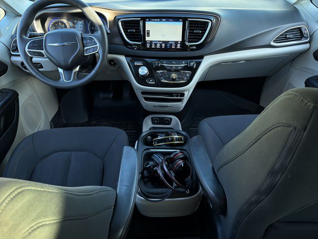 Used 2018 Red Chrysler Touring Plus image 17