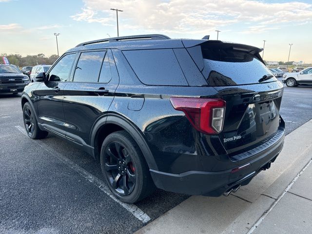 2020 Ford Explorer ST 7