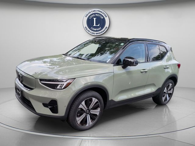 Sage Green Metallic 2023 Volvo XC40 Recharge Twin Plus eAWD SUV / Crossover All-Wheel Drive 1-Speed Automatic