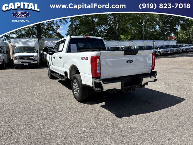 Used 2025 Oxford White Ford XLT image 6