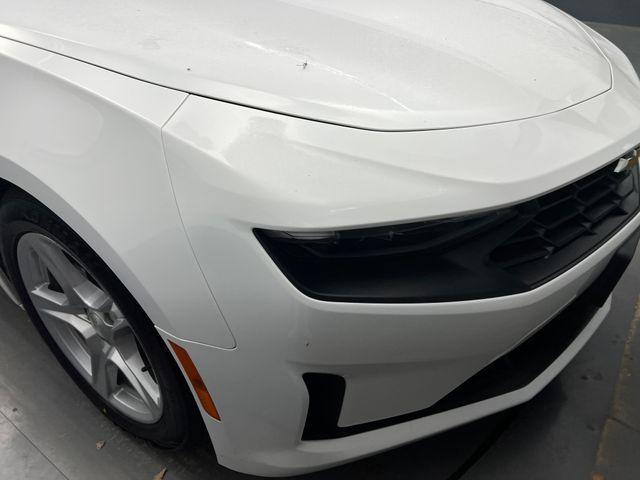 2023 Summit White Chevrolet Camaro 1LT RWD Coupe