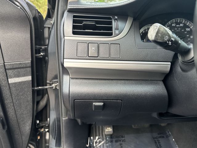 Used 2013 Black Toyota SE image 22