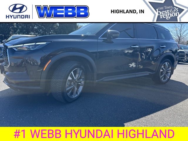 Used 2023 Black INFINITI LUXE image 9