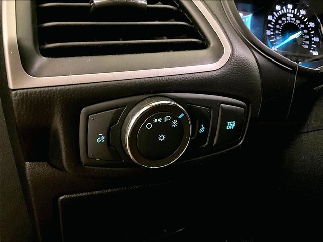 2022 Ford Edge SEL Green at Auto Express Mitsubishi