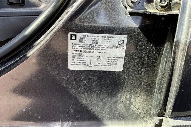 View vehicle photo 5