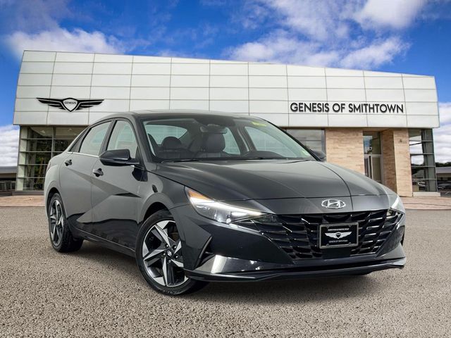 2022 Hyundai Elantra Limited FWD