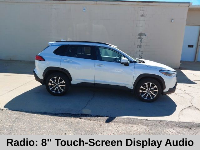 View vehicle photo 3